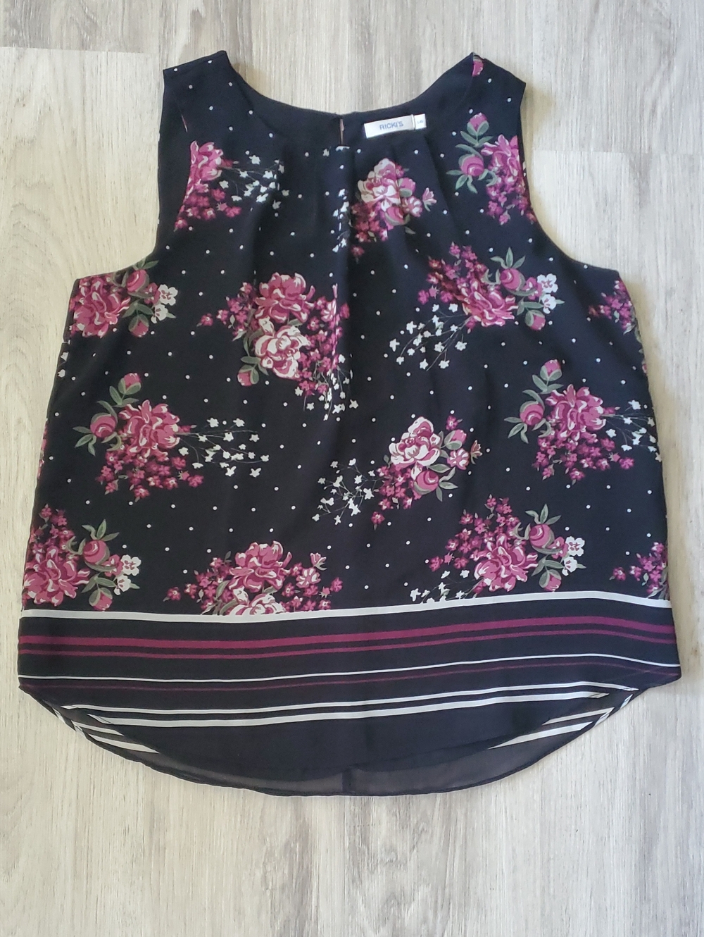 2/$30🍀 Size L - Black And Rose Pink Floral Sleeveless Blouse - Ricki's